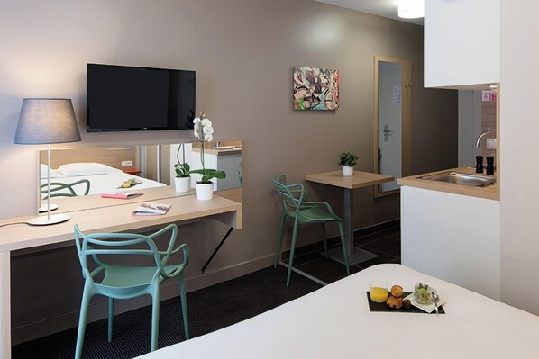 Unclassified image, 1 of 50, button - Appart'city Confort Bordeaux Chartron (Le Bouscat)