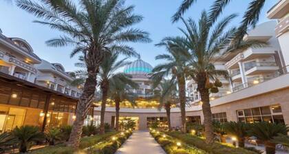Kirman Belazur Resort & Spa