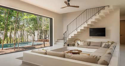 NEW! Spacious 5 Suites Villa with gorgeous outdoor space in delightful Tulum,