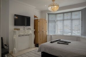 1 bedroom, iron/ironing board, WiFi, bed sheets