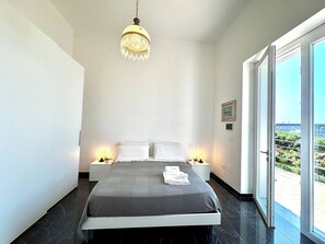 1 Schlafzimmer, Schreibtisch, Bügeleisen/Bügelbrett, kostenloses WLAN