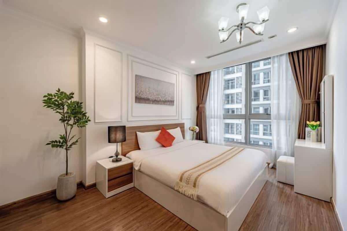 Bộ đồ giường cao cấp, nệm cao su hoạt tính (memory foam), minibar