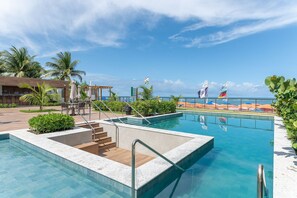 Apartment | Pool | Indoor pool - Flat PiscinaPriv 1Quarto PortodeGalinhas (Ipojuca)