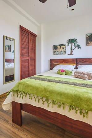 2 chambres, fer et planche à repasser, Wi-Fi, literie fournie