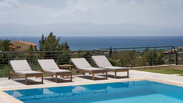 Vila Keluarga, pemandangan laut | Kolam renang pribadi