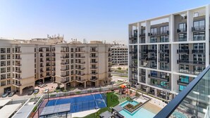 Apartment - Chic Studio in Arjan With Gym Pool Free Parking (Dubai)