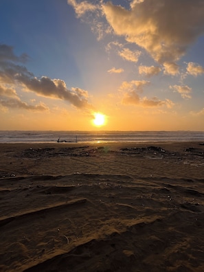 Plage à proximité, chaises longues