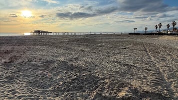 In Strandnähe, Liegestühle