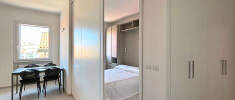 2 bedrooms