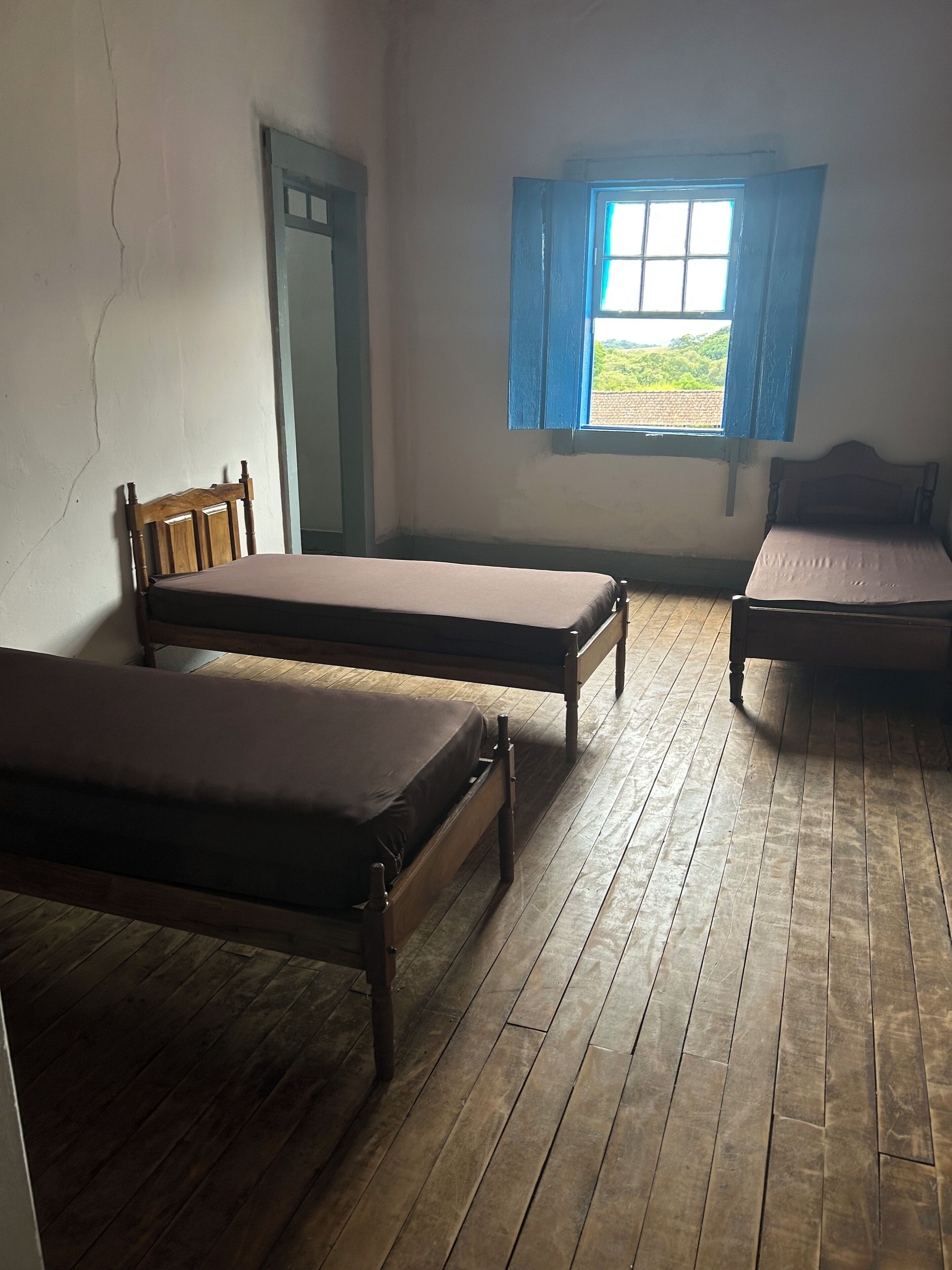 5 habitaciones y wifi gratis 