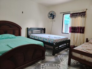 Family Room, Lanai