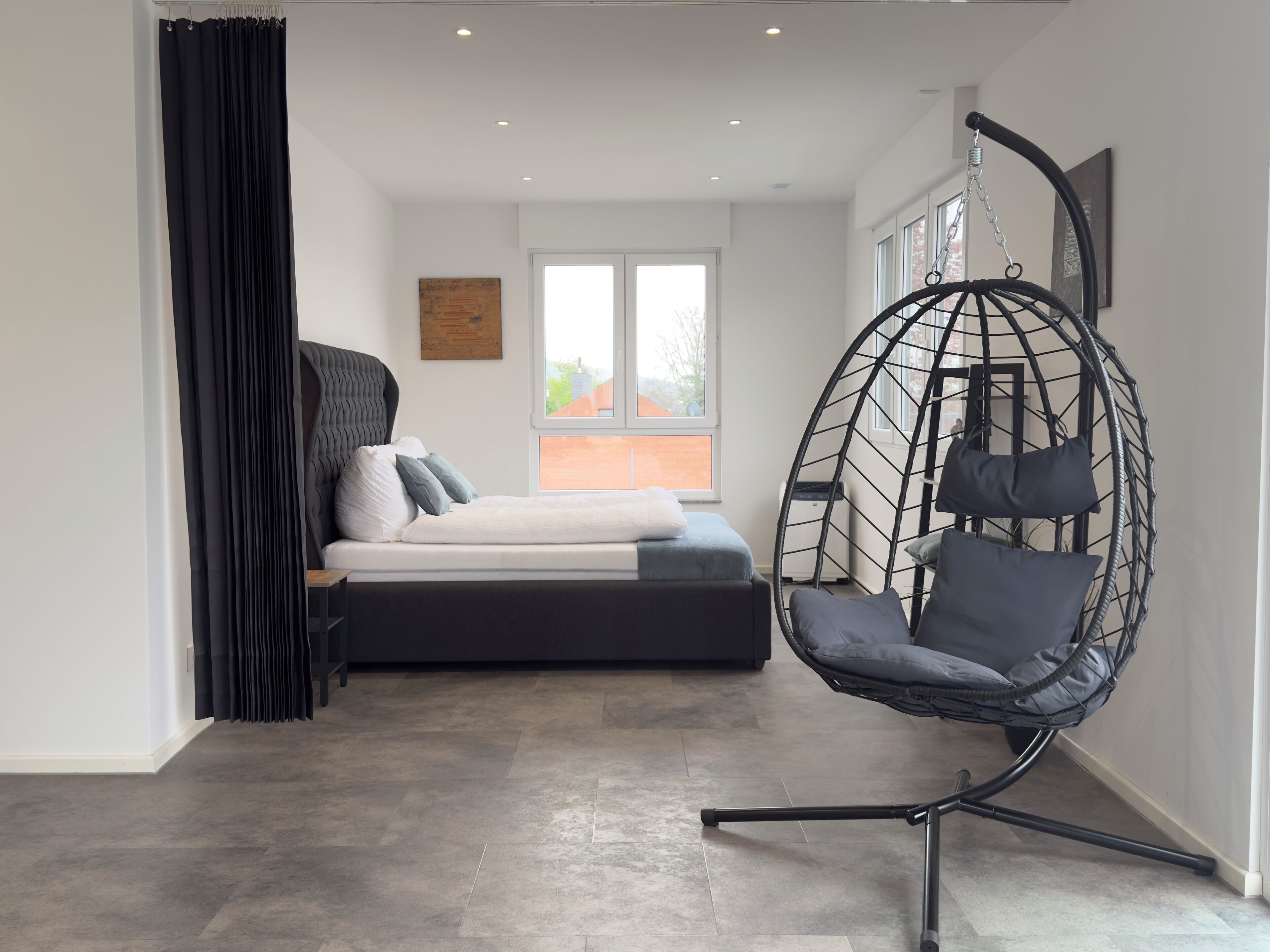 3 habitaciones, caja de seguridad en la habitación y escritorio 