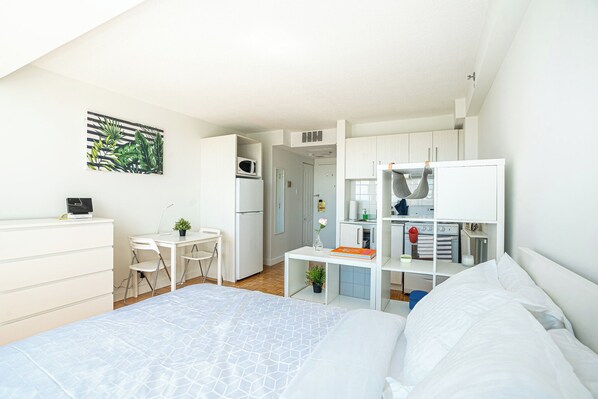 Desk, free WiFi, bed sheets