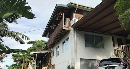 cozy apartment in the heart of seychelles 10 mins from beach