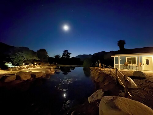 Blossom Creek Retreat-Suite B