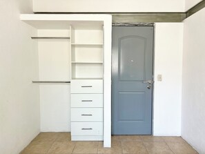 Chambre | Armoire