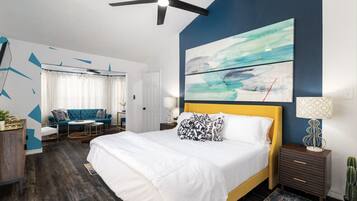 4 bedrooms, desk, iron/ironing board, free WiFi