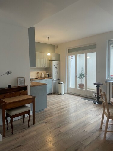 Maison de ville,à 10 minutes du centre de Paris!