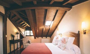5 Schlafzimmer, Bügeleisen/Bügelbrett, WLAN, Bettwäsche