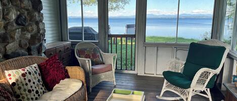 Smart TV, fireplace, DVD player, music library