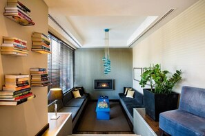 Living area - The Athens Gate Hotel (Athens)