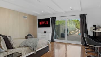 5 camere, ferro/asse da stiro, culla da viaggio, Wi-Fi gratuito