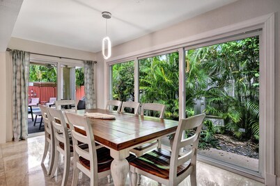 ビーチ デュプレックス 3ベッドルーム マナー ウィズ ヒーテッド プール