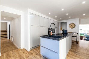 Fridge, microwave, oven, dishwasher