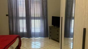 舒適雙人或雙床房 | 免費 Wi-Fi