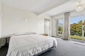 4 bedrooms, WiFi