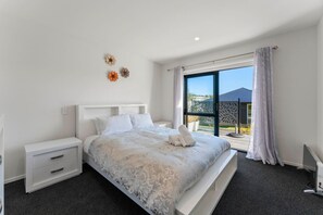 3 Schlafzimmer, Bügeleisen/Bügelbrett, WLAN, Bettwäsche