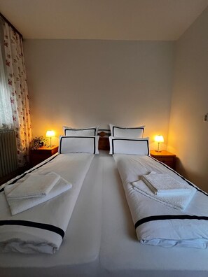 Standard Double Room | Soundproofing, free WiFi, bed sheets