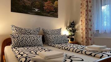 Habitación doble estándar | Insonorización, wifi gratis y ropa de cama