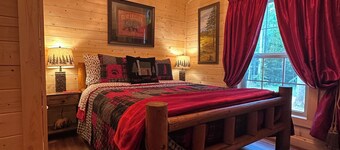 The Big Bear Cabin! Perfect getaway in the Smokey Mountains!