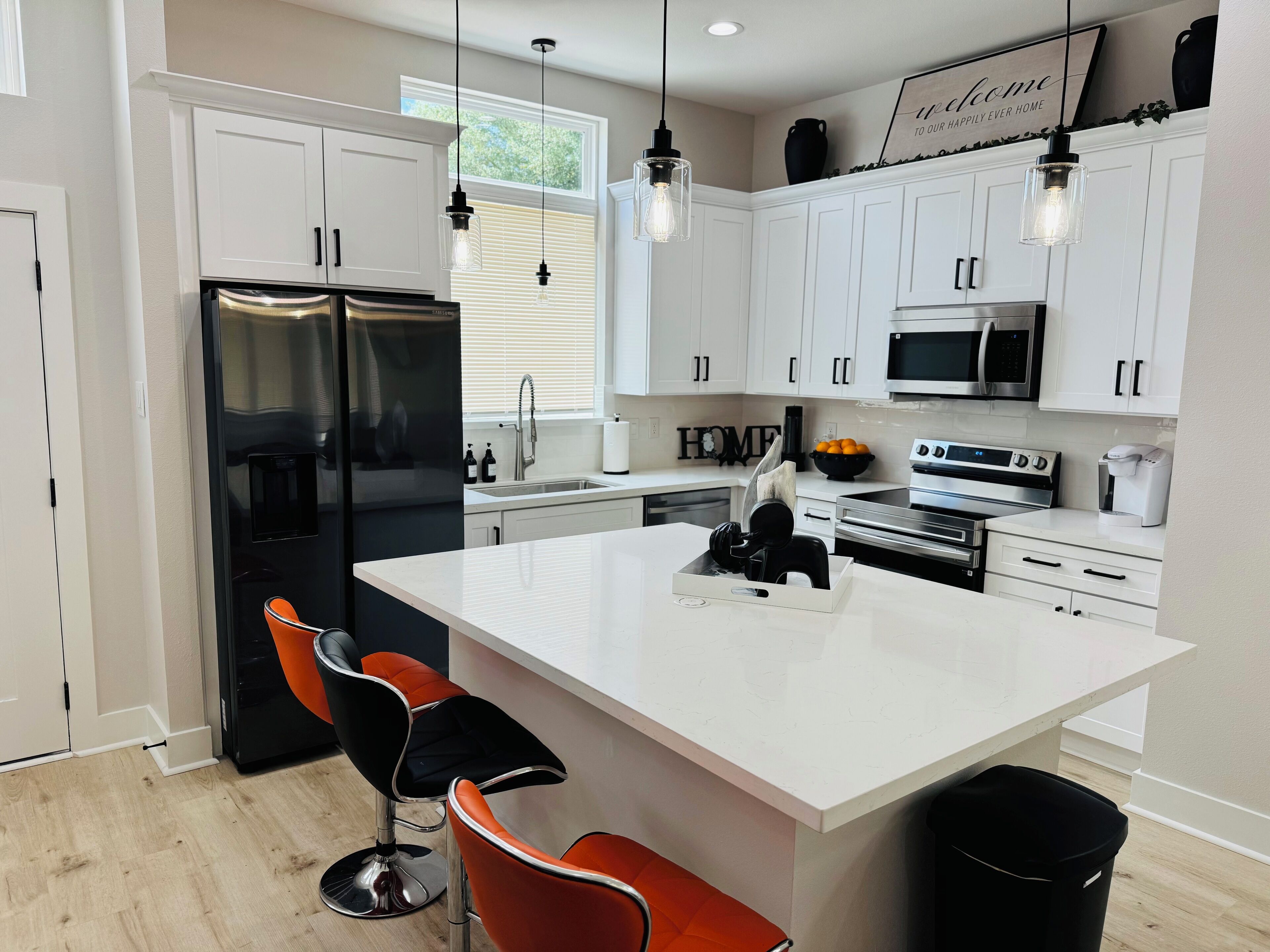 Microwave, oven, stovetop, dishwasher