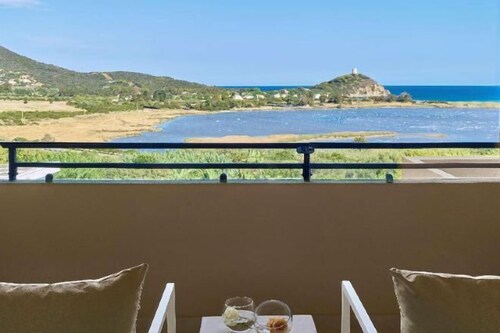 Conrad Chia Laguna Sardinia