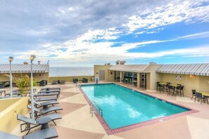 Indoor pool, outdoor pool