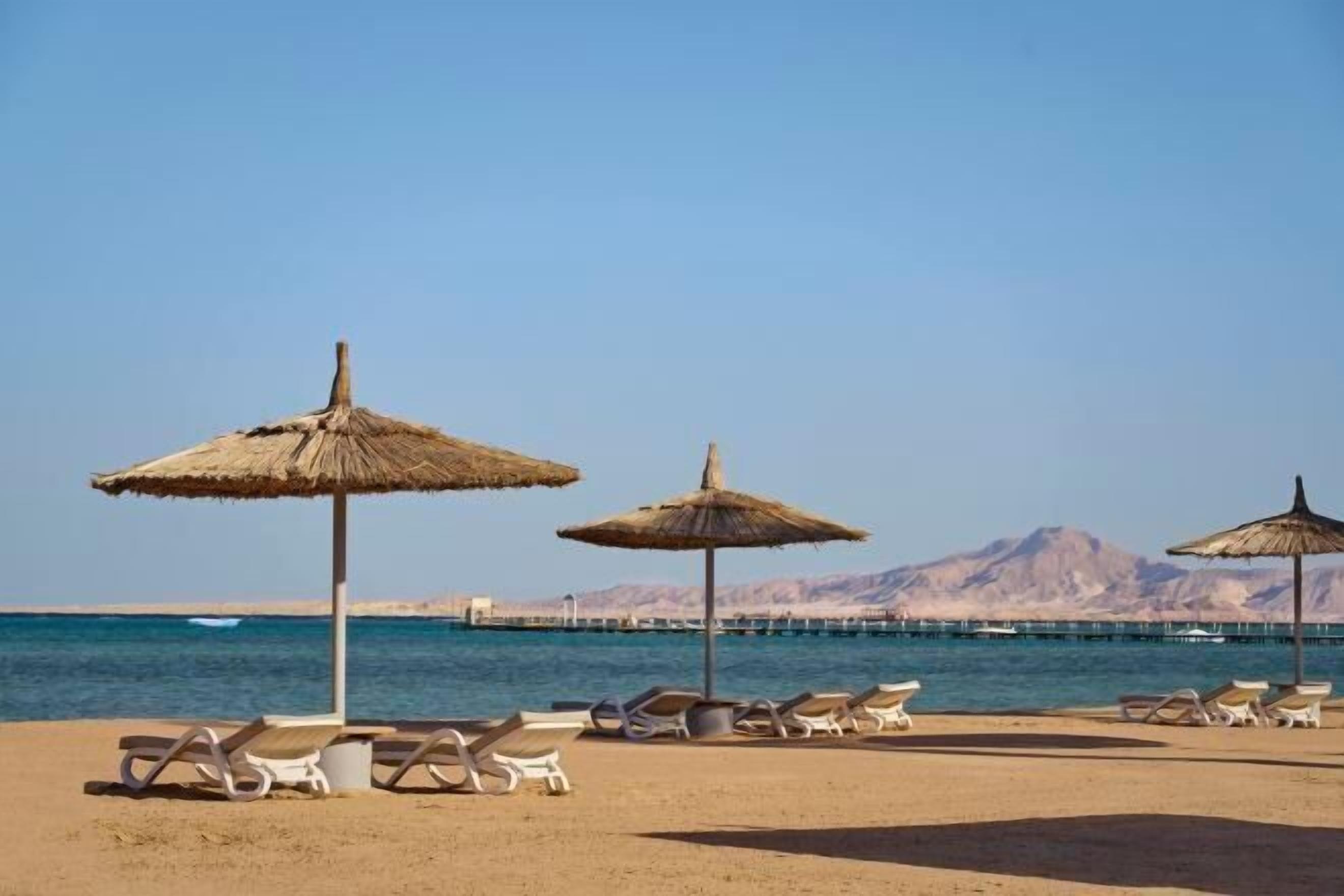 Private beach nearby, beach volleyball