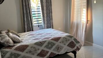 2 makuuhuonetta, Wi-Fi, vuodevaatteet