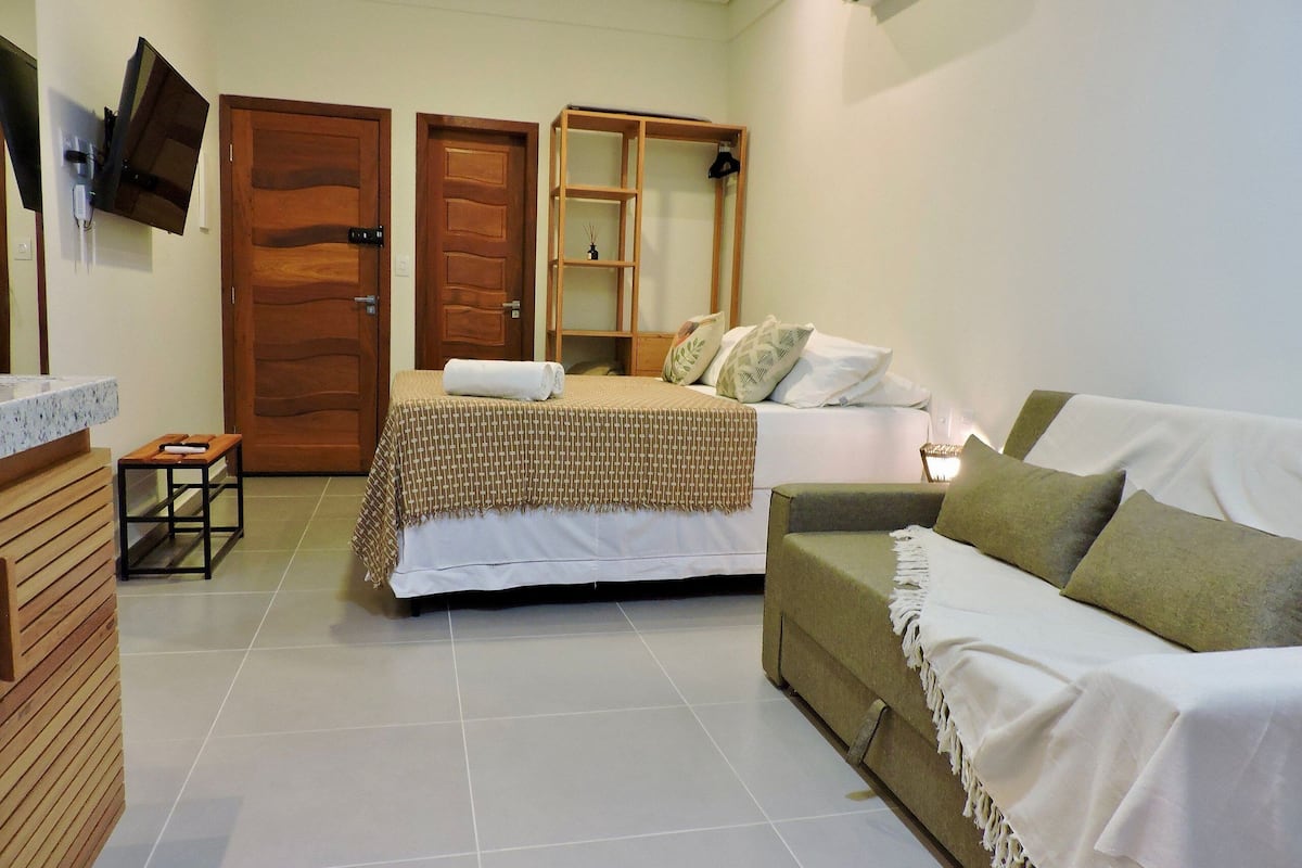 Comfort Apartment | 1 bedroom, desk, laptop workspace, iron/ironing board