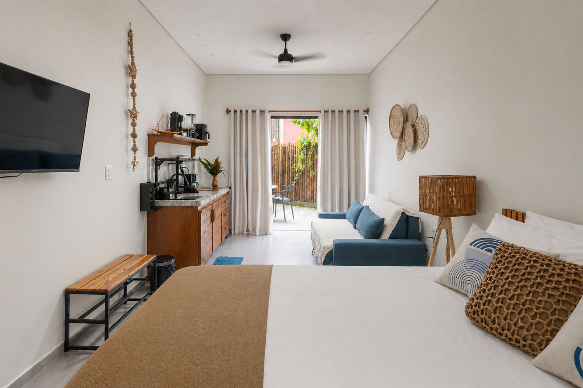 Apartamento | 1 quarto, escrivaninha, espaço de trabalho para notebook