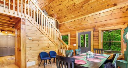 6 Acre Private Retreat Hot Tub, Firepit, Dog Friendly & Games 6 miles to Wine!
