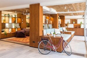 Interior - Innside Alcudia (Alcudia)