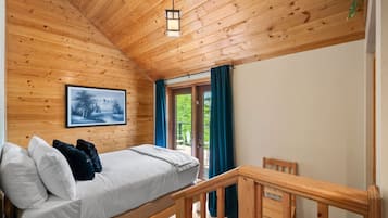 3 bedrooms, desk, free WiFi, bed sheets