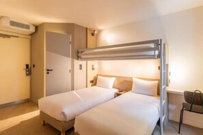 Room - Kyriad ECO - roissy CDG Paris Nord 2 Parc des Expositions (Roissy-en-France)
