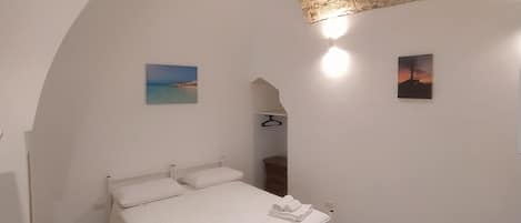 1 habitación, wifi gratis y ropa de cama