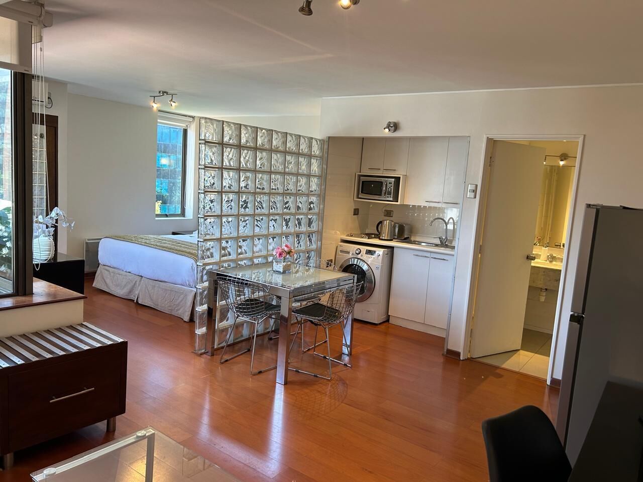 Apartamento estándar (61 Excelente ubicación AC Metro) | Cocina privada