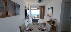 Basic Apartment | Living area