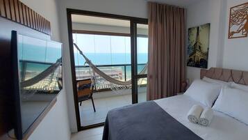 Basic Apartment | Free WiFi, bed sheets