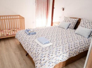 2 chambres, accès Internet, draps fournis